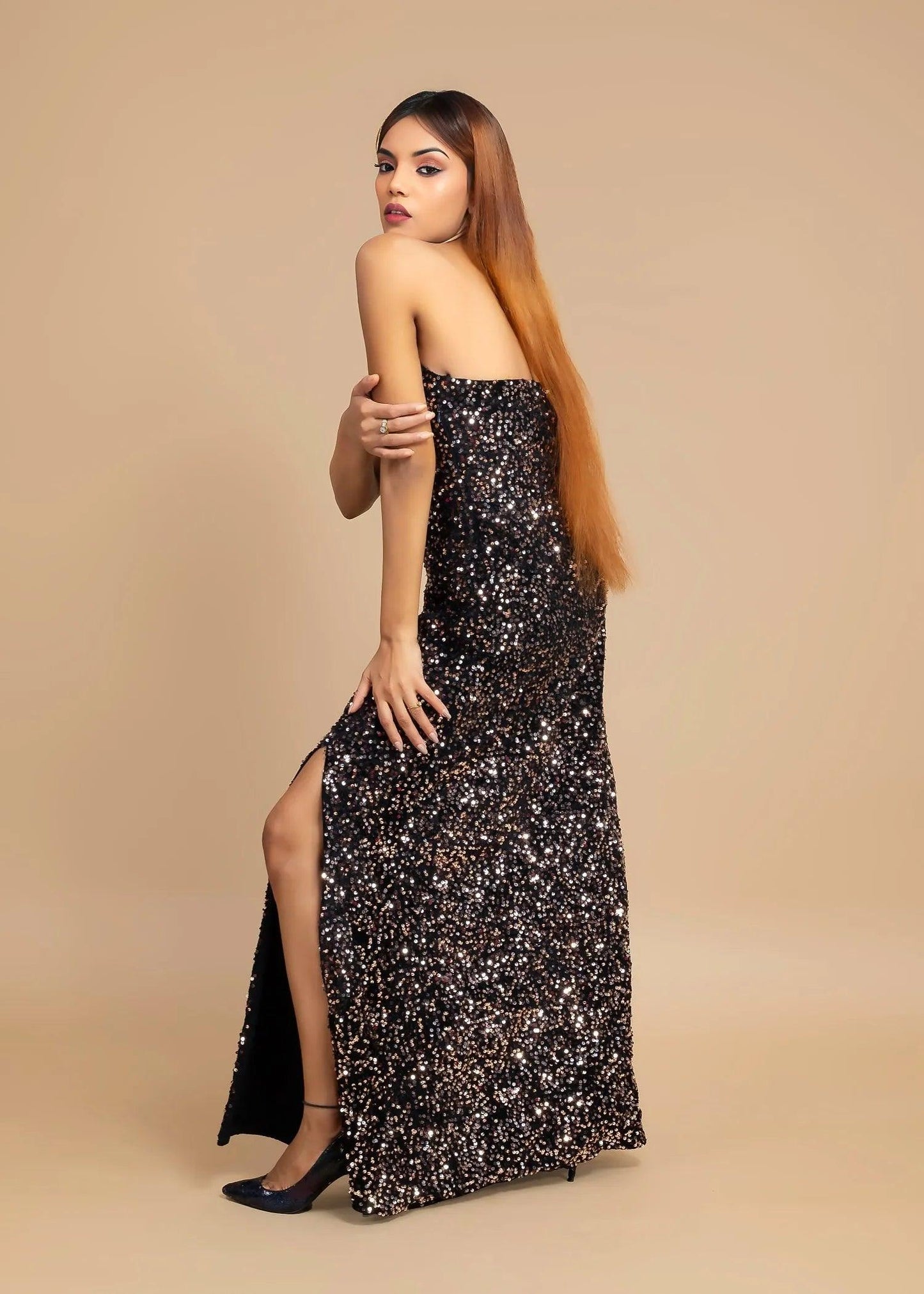 ELEGANT BRONZE OFF-SHOULDER VELVET SEQUIN DRESS - Womenue